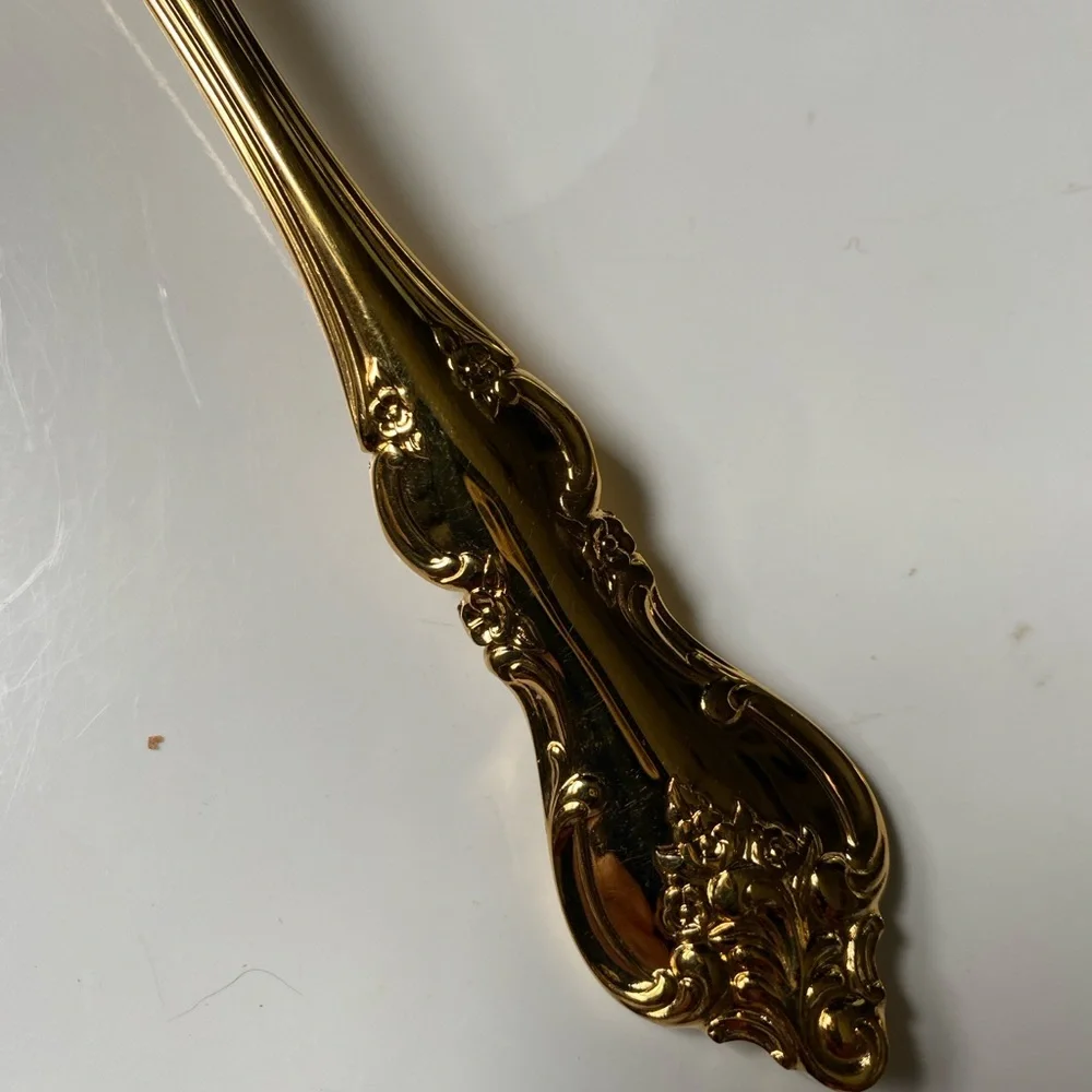 International Deep Silver Pierced Pie Server Golden Orleans gold electroplate